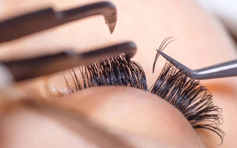 what are eyelash extensions