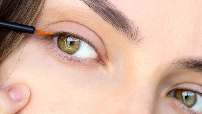 what is lash serums